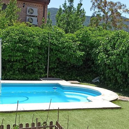Villa La Higuera De Gredos à Higuera de las Dueñas Extérieur photo